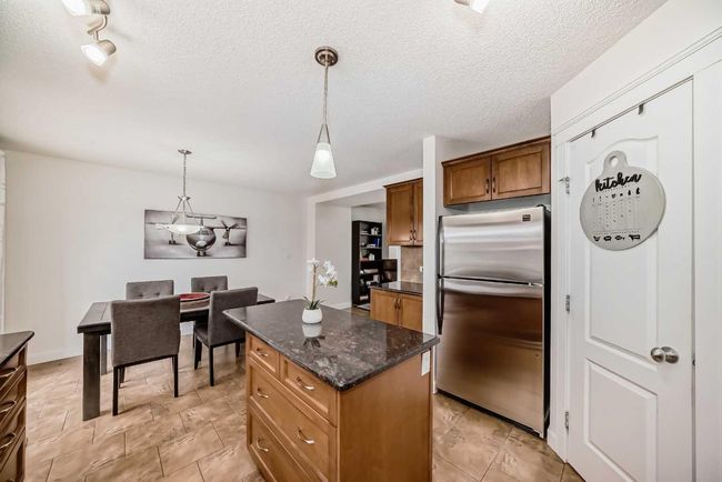 4004 - 2370 Bayside Rd Sw, Home with 3 bedrooms, 2 bathrooms and 2 parking in Airdrie AB | Image 16
