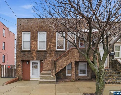 132 Heckel St, Belleville, NJ, 07109-1056 | Card Image