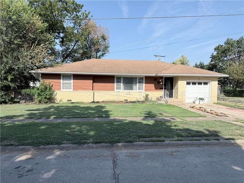 409 N 15th St, Independence, KS, 67301-2912 | Card Image