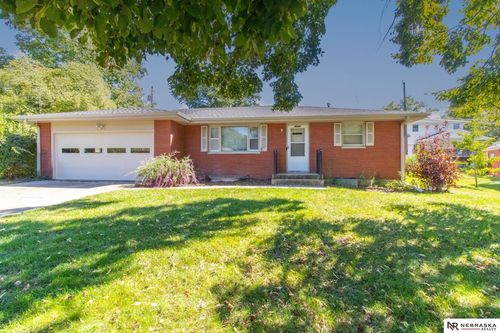 4044 S 37th St, Lincoln, NE, 68506-4815 | Card Image
