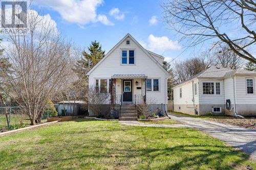 19 Westdale Avenue, Kingston (Central City East), ON, K7L4S1 | Card Image