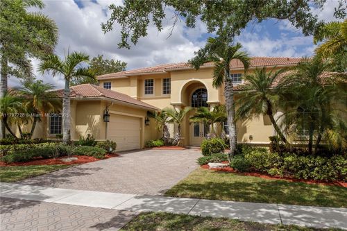 3837 E Coquina Way, Weston, FL, 33332-2482 | Card Image