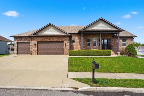 307 Marinas Ave, Ashland, MO, 65010-8218 | Card Image