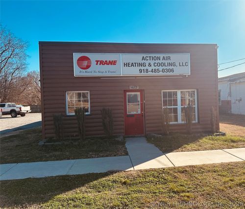 415 W Cherokee St, Wagoner, OK, 74467-4607 | Card Image