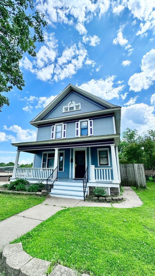 398 Jenks Ave, Saint Paul, MN, 55130-3927 | Card Image