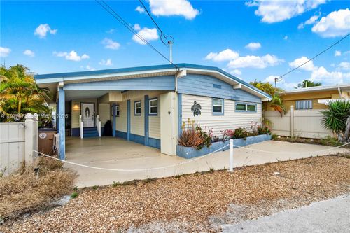 716 26th Street Ocean, Marathon, FL, 33050-2212 | Card Image