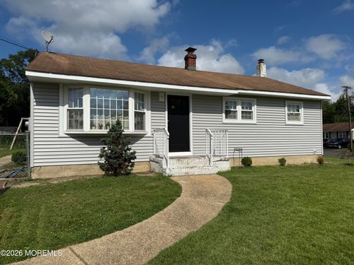 3 Lake Dr, Howell, NJ, 07731-1507 | Card Image