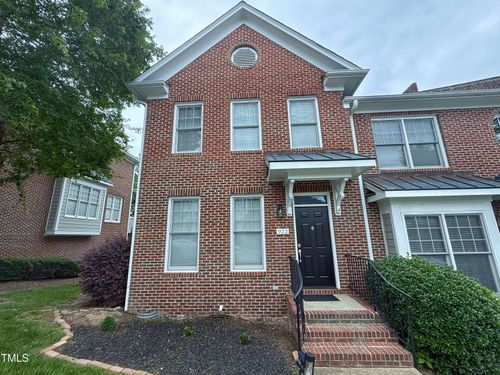 922 Edgewater Cir, Chapel Hill, NC, 27516-4498 | Card Image