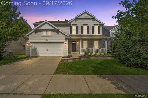 198 Penobscot Dr, Howell, MI, 48843-6847 | Card Image