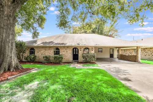 106 Alpha Dr, Lafayette, LA, 70506-3922 | Card Image