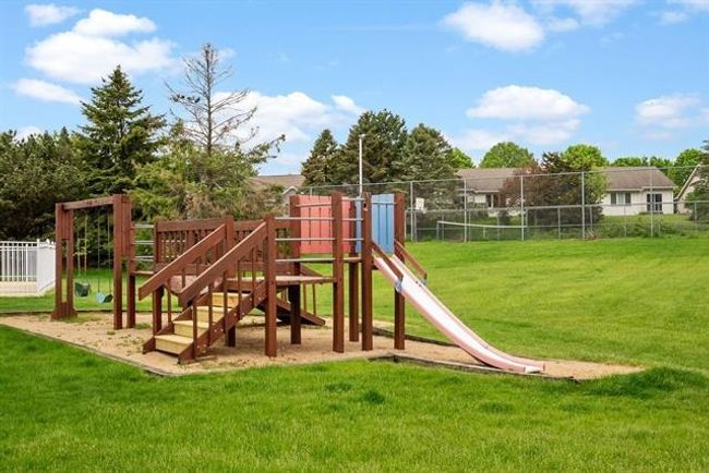 UNIT-1 - 7207 Flagship Dr, Condo with 2 bedrooms, 2 bathrooms and null parking in MADISON WI | Image 23