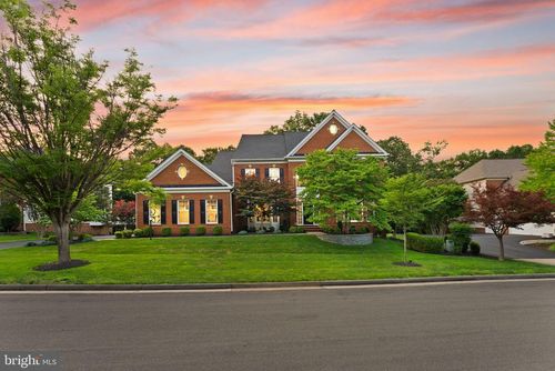 43274 Fieldsview Ct, LEESBURG, VA, 20176-3684 | Card Image