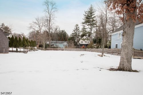 4 Parkview Ter, Summit, NJ, 07901-3248 | Card Image