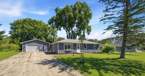 2828 Acorn Road, Clayton, WI, 54956 | Card Image
