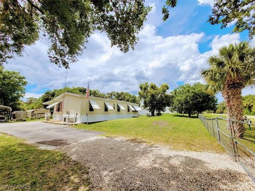 361 Seminole Ave, PALMDALE, FL, 33944 | Card Image