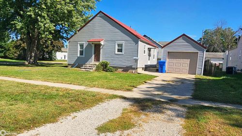 501 S Cedar St, Jefferson, IA, 50129-2511 | Card Image