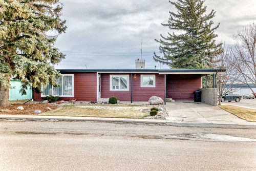 459 Crescent Ave, Picture Butte, AB, T0K0C7 | Card Image