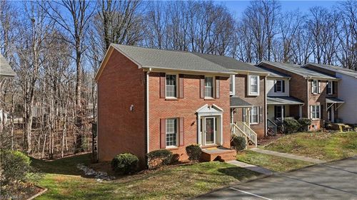 2430 Cottage Pl, Greensboro, NC, 27455-2911 | Card Image