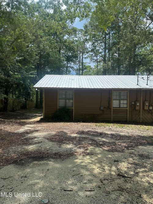 a-7423 Fish Hawk Rd, Gautier, MS, 39553-2711 | Card Image