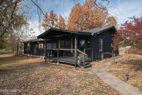 363 Old Cemetery Rd, Granby, MO, 64844-8124 | Card Image