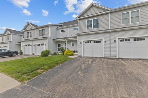 unit-5-18 Freeman Woods, Essex Junction, VT, 05452-4502 | Card Image