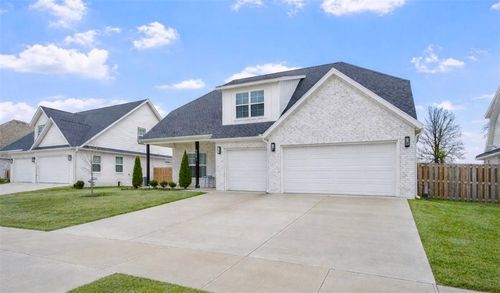 1441 Padova Ave, Tontitown, AR, 72762-5385 | Card Image