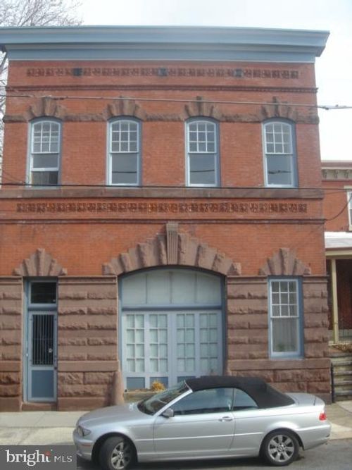 2-2837 Cambridge St, PHILADELPHIA, PA, 19130-1218 | Card Image