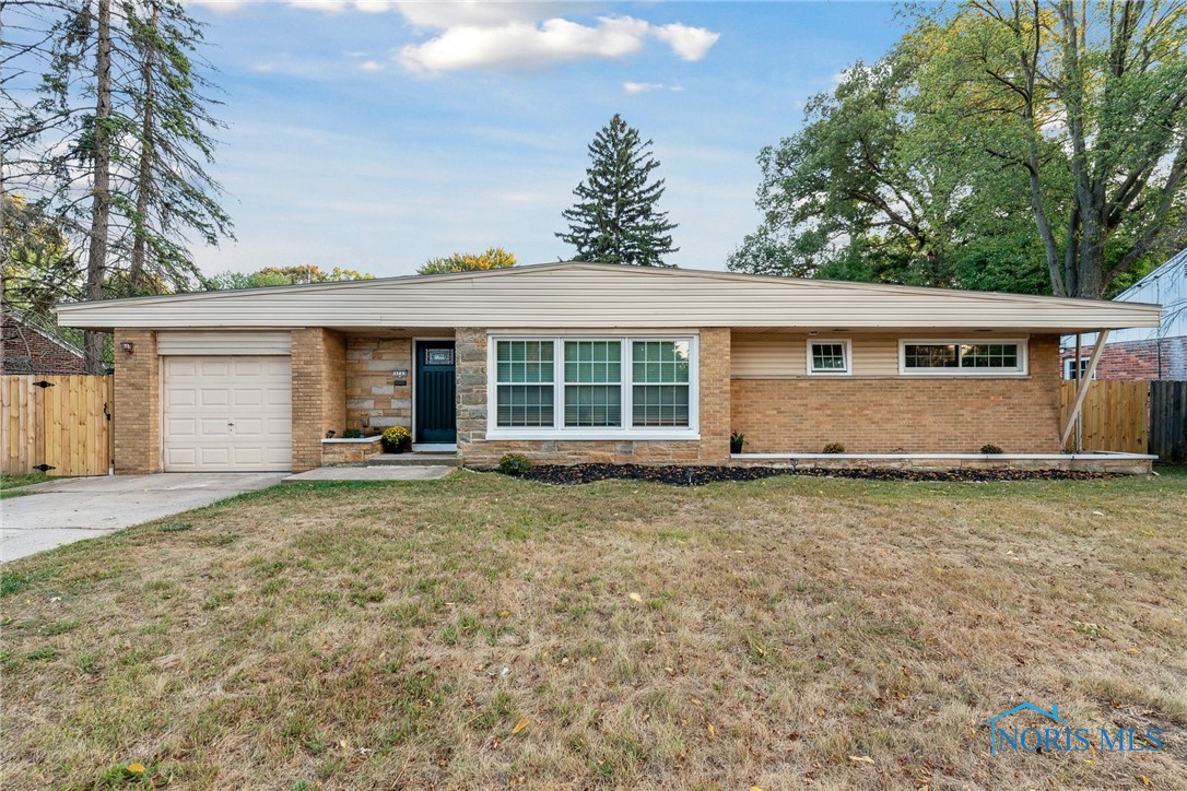 Central Ave, Toledo, OH 43606