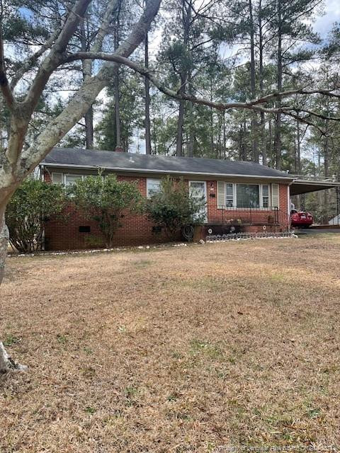 Queens Rd, Sanford, NC 27330
