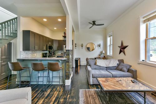 2-2150 N Palmer Street, Milwaukee, WI, 53212 | Card Image