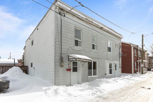 9 Rue Lemay, Home with 2 bedrooms, 1 bathrooms and null parking in Salaberry de Valleyfield QC | Card Image