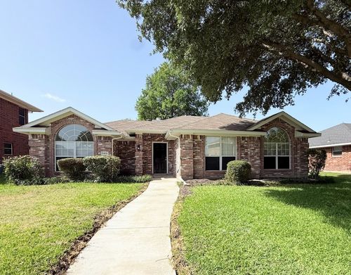8418 Coventry Dr, Rowlett, TX, 75089-8897 | Card Image