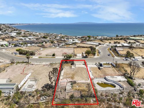 18329 Clifftop Way, MALIBU, CA, 90265-5627 | Card Image