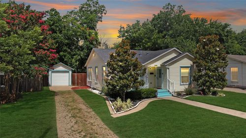 1503 Oak St, Mckinney, TX, 75069-1717 | Card Image