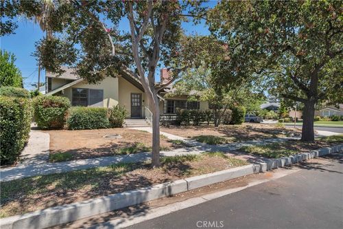 23635 Bessemer Street, Woodland Hills, CA, 91367 | Card Image
