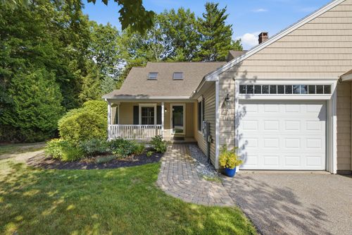 11-11 Sterling Dr, Kennebunk, ME, 04043-7013 | Card Image