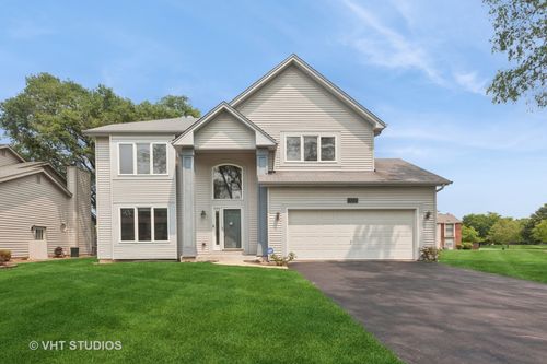 2100 Country Lakes Dr, Naperville, IL, 60563-1894 | Card Image