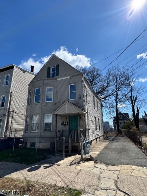 88 N 6th St, Paterson, NJ, 07522-1304 | Card Image