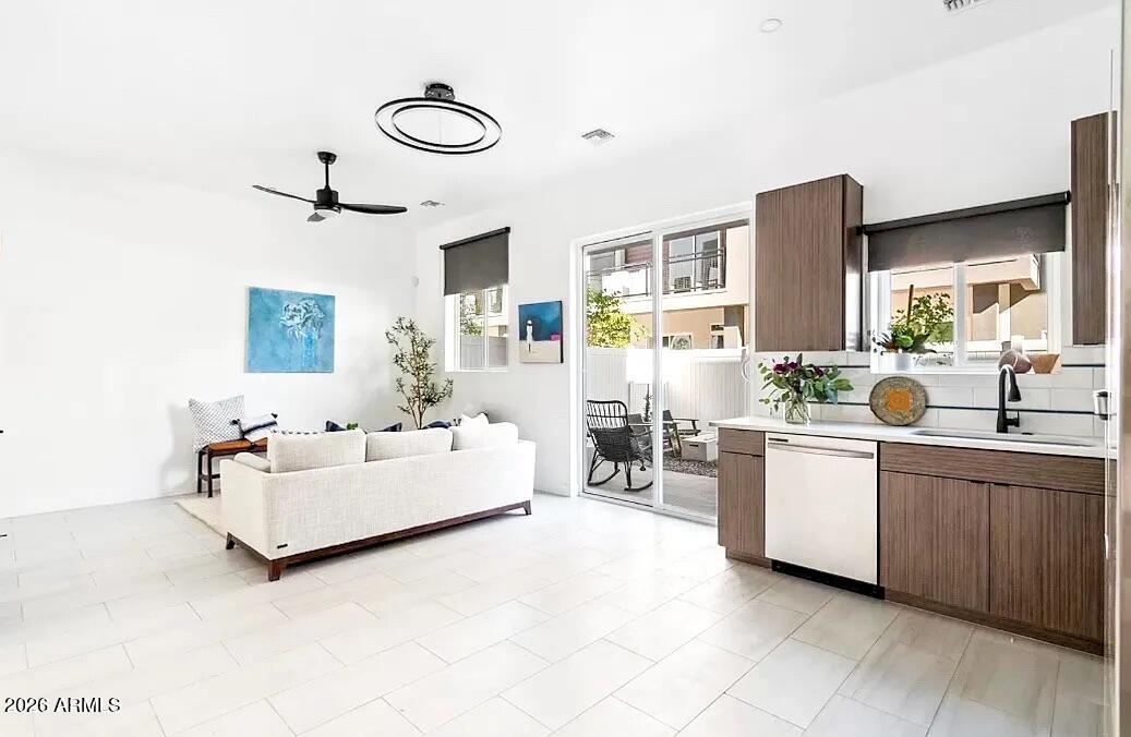 Residential Lease in Phoenix 3