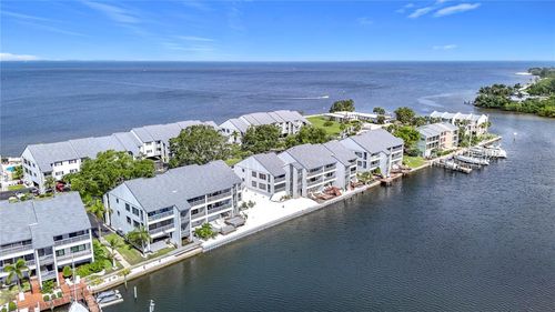 72-809 Bahia Del Sol Dr, Ruskin, FL, 33570-3068 | Card Image