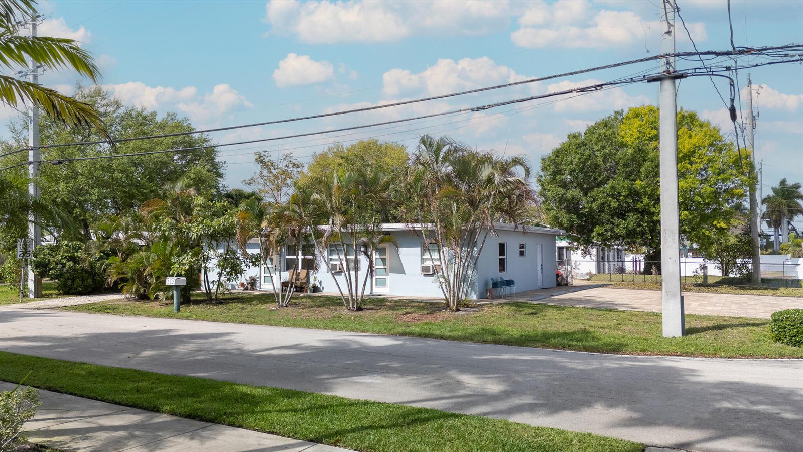Residential Income in Oakland Park 2