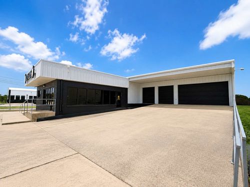 8916 Wesley St, Greenville, TX, 75402-3836 | Card Image
