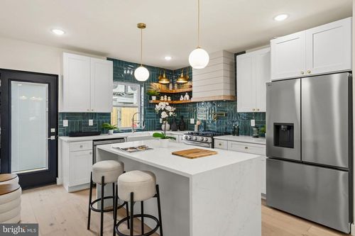 1530 N Lawrence St, PHILADELPHIA, PA, 19122-3721 | Card Image