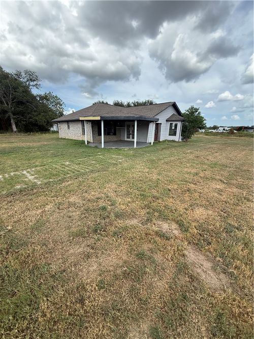 1611 Fm 2446, Franklin, TX, 77856-1507 | Card Image