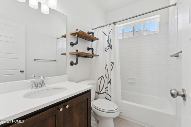 415 E 360, House other with 6 bedrooms, 4 bathrooms and null parking in Midway UT | Image 28