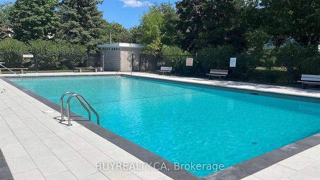 72B - 104 Poplar Cres, House attached with 4 bedrooms, 2 bathrooms and 2 parking in Aurora ON | Image 39