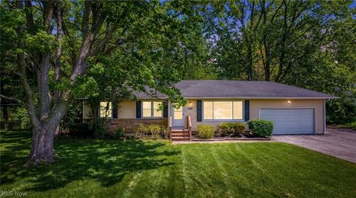 763 Som Center Rd, Mayfield Hts, OH, 44143-2342 | Card Image