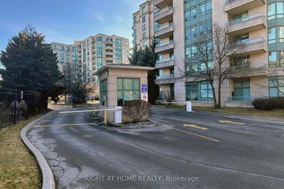 PH-201 - 1 Emerald Lane, Condo with 2 bedrooms, 2 bathrooms and 1 parking in Thornhill ON | Image 1