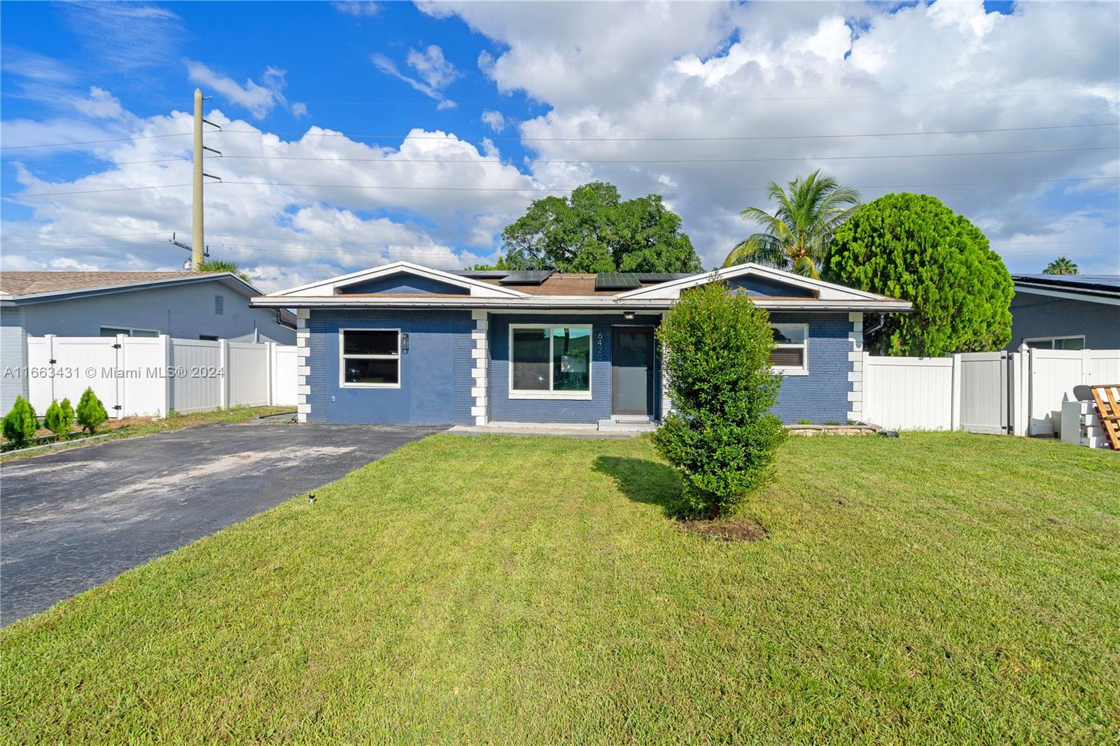 31st Way, Fort Lauderdale, FL 33309