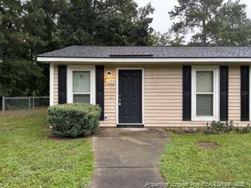 1773 Michelle Ct, Fayetteville, NC, 28304-5558 | Card Image